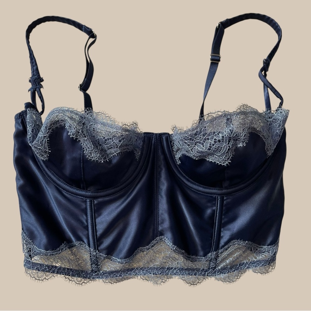 Victoria’s Secret Lace Bra Bralette Blue Silk-like Crop Top Fairy Y2K